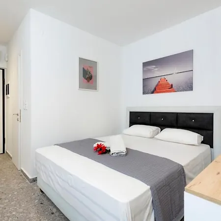 Twinstars Superior Apartment Gerakini Exterior photo